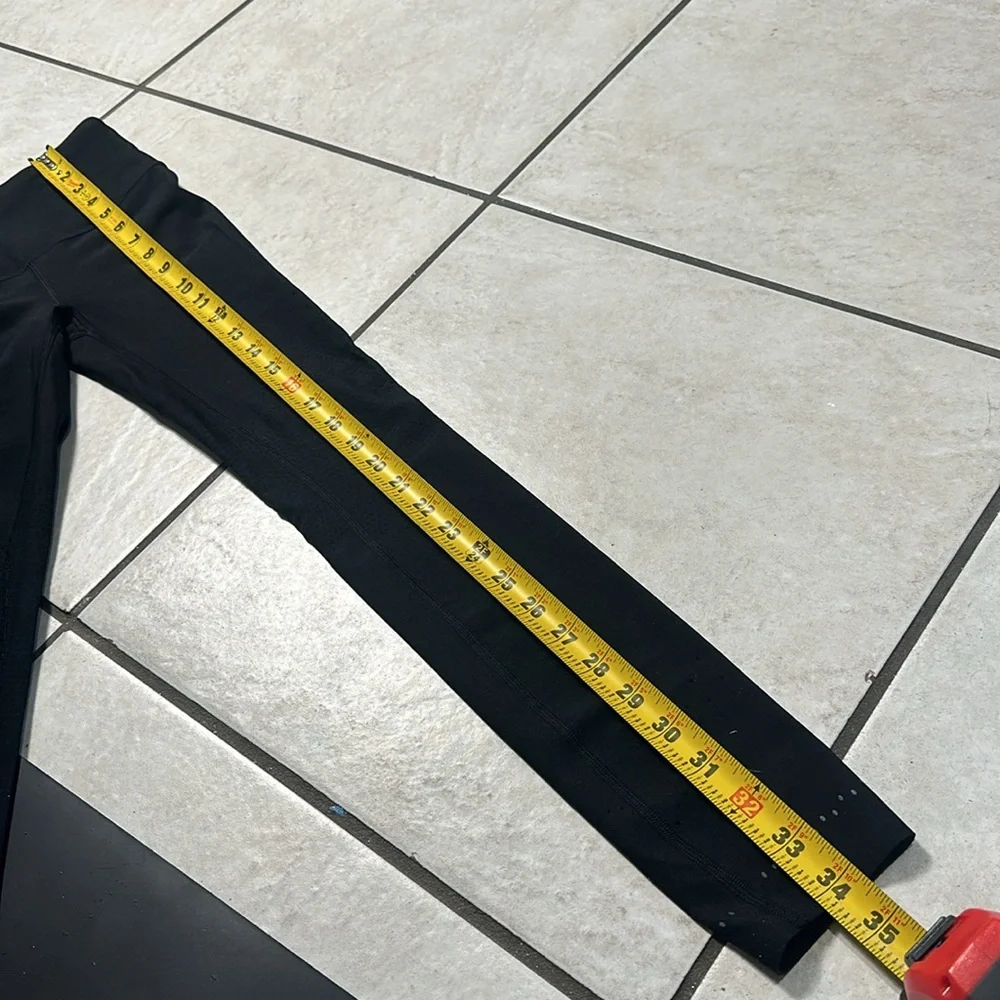 Lululemon Zoned In Tight Black‎